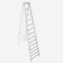 Werner 14' Aluminum Step Ladder