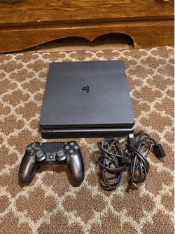 PS4 Slim Bundle – Great Condition