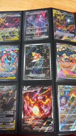 Pokémon Card Collection in Bindern