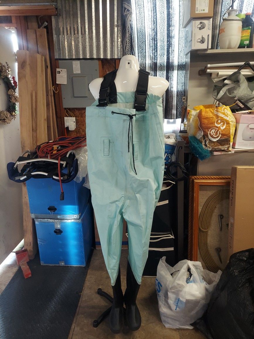 Fishing Waiter Size 6