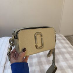 Marc Jacobs “The Snapshot DTM” – Khaki 