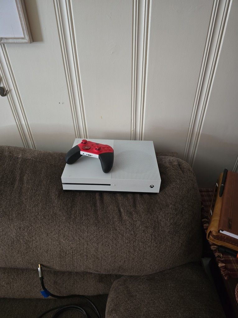 X Box One S With Elite Controller