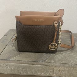 Michael kors Crossbody Bag