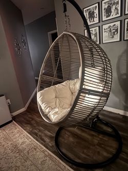 MODERN EGG CHAIR / HANGING SWING CHAIR 🤍