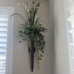 Artificial floral arrangements
