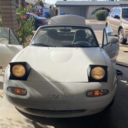 1991 Mazda Miata 