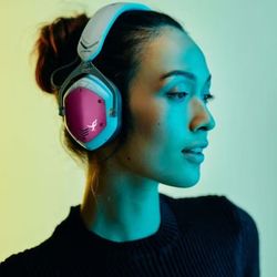 V-Moda Crossfade II x Susan G. Komen Limited Edition Wireless Bluetooth Over-Ear Headphones