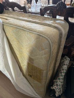 Twin bed set