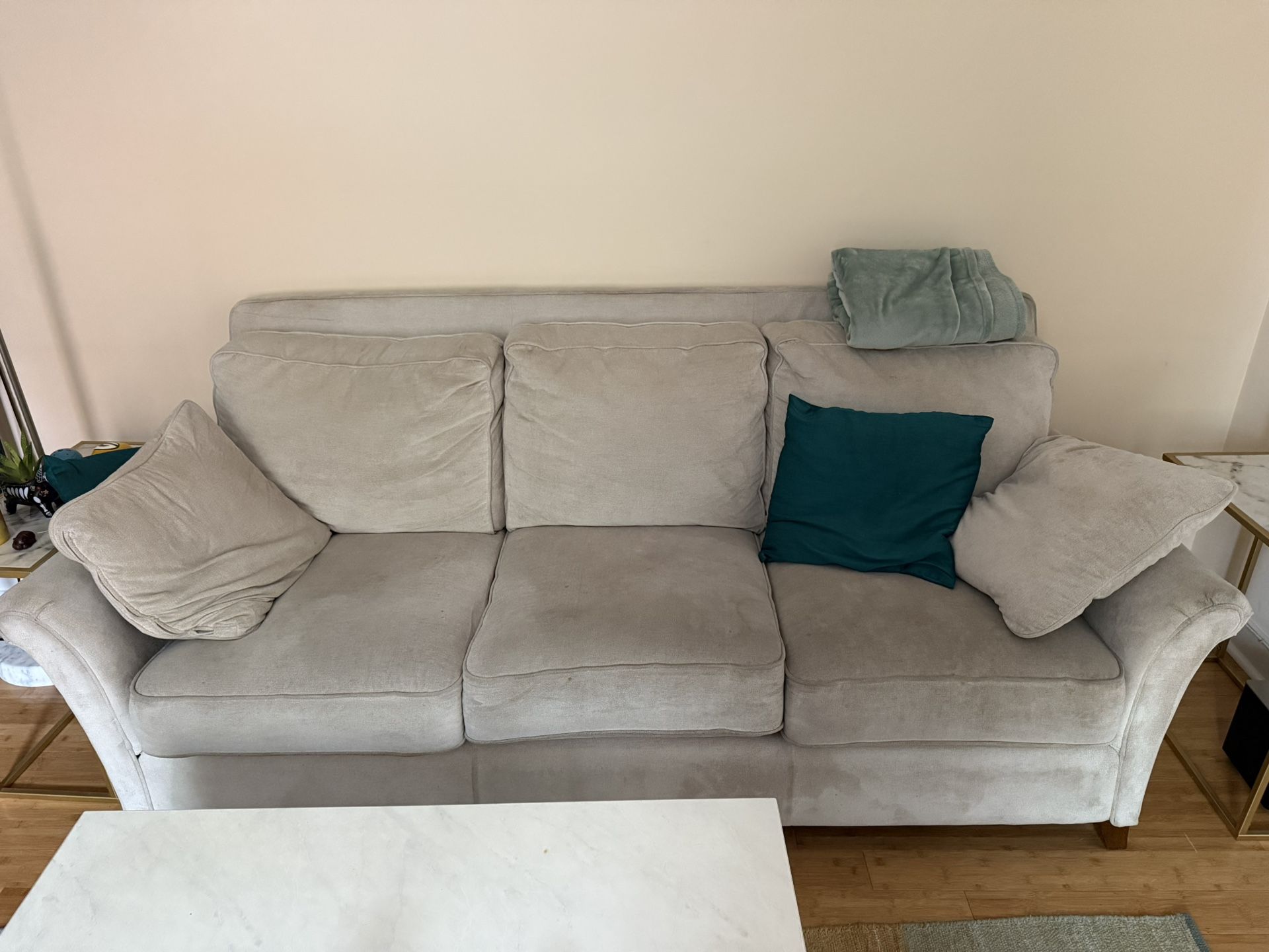 LA-Z Boy couch