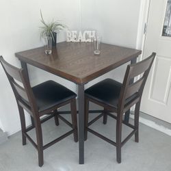 Table With Chairs