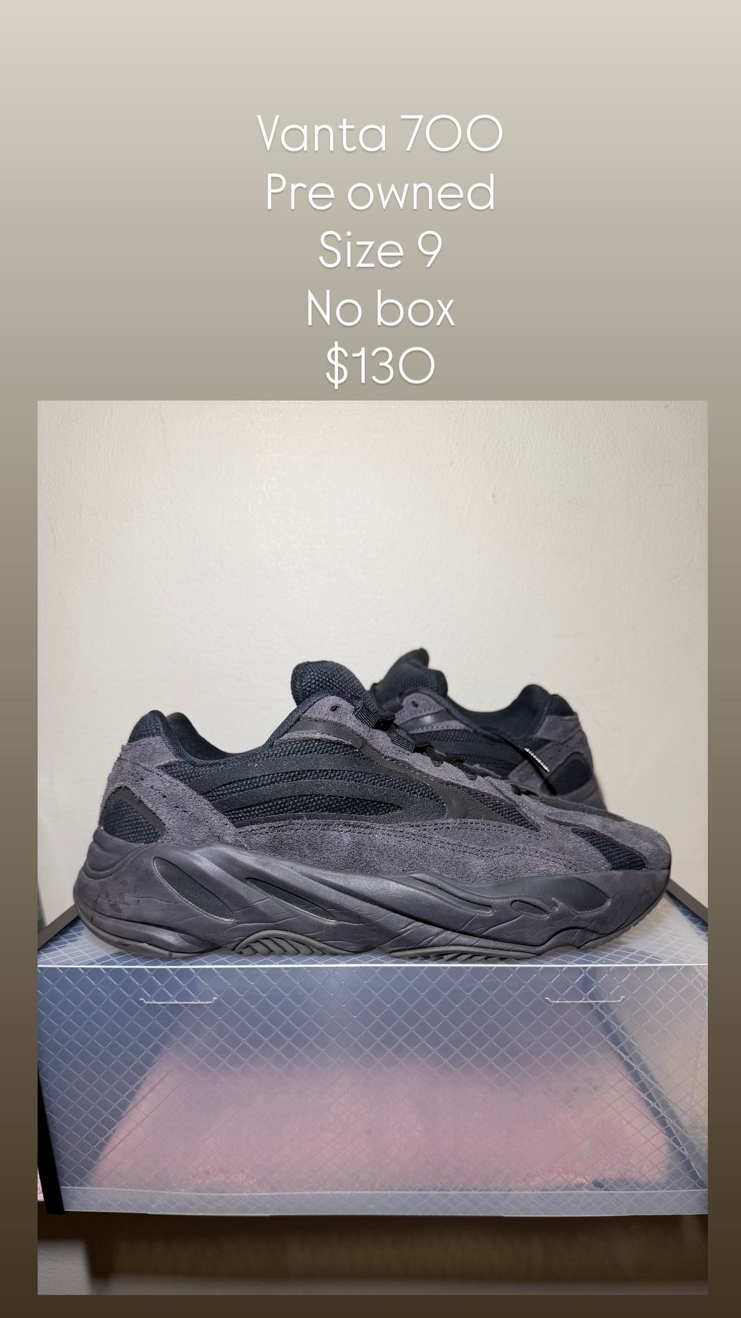 Yeezy 700 Vanta Size 9