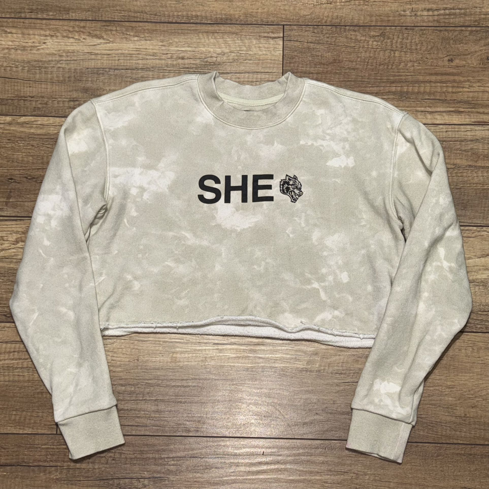 Darc Sport Wolves Cropped Pullover SHE WOLVES Sweatshirt Sweater Womens S