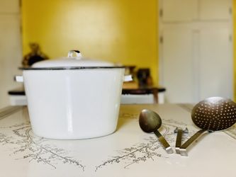 Enamel Cooking pot