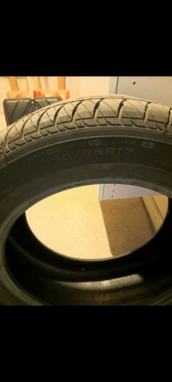 Tire 235 55R17
