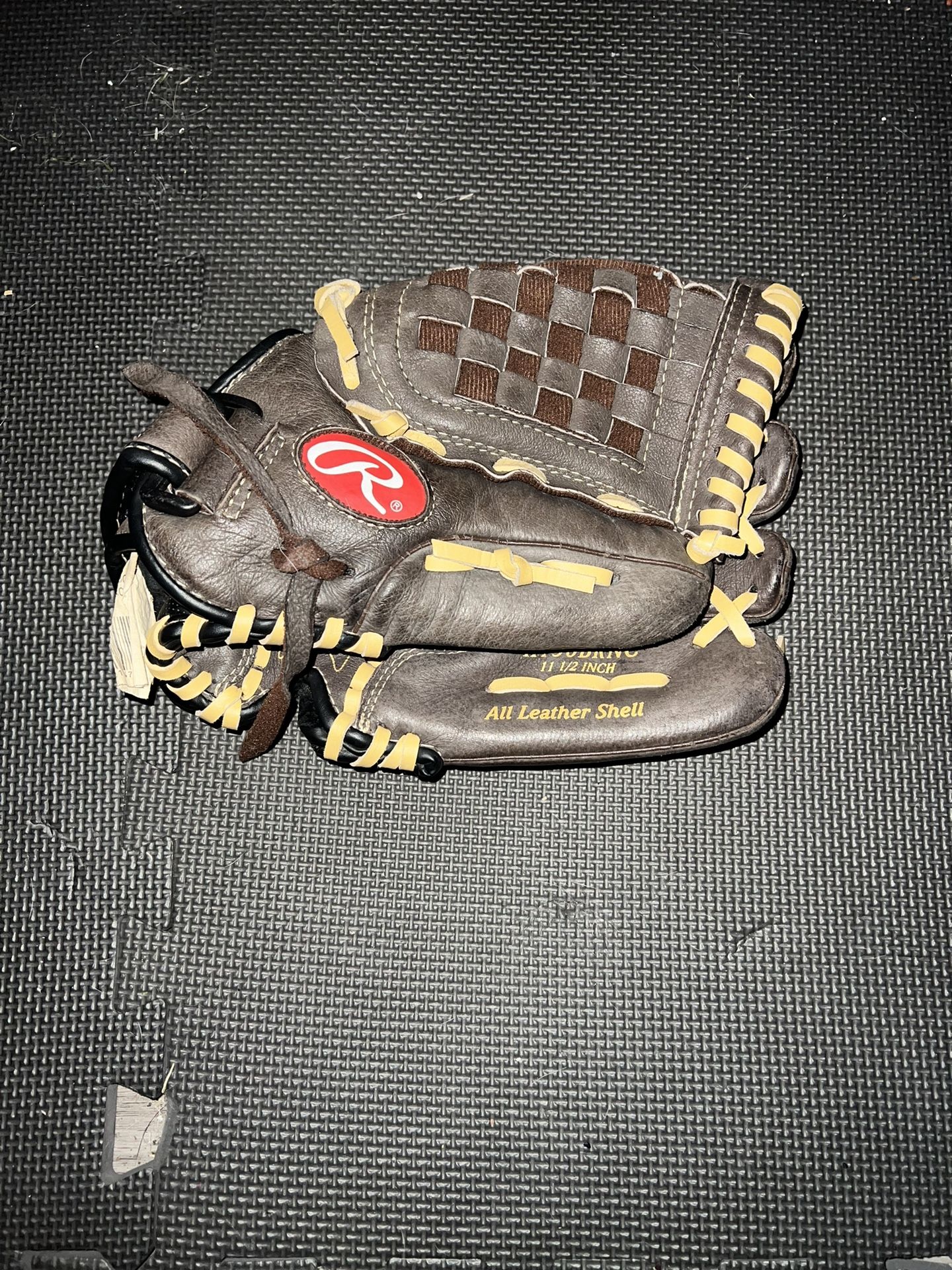 Rawlings glove youth