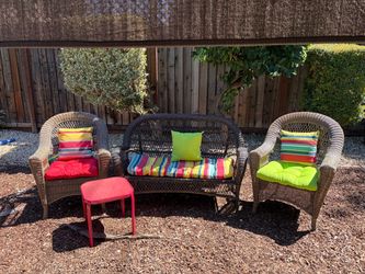 Outdoor Wicker Patio Furniture Set