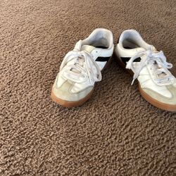 Clean, Polished Shoes Only Wore A Couple Times