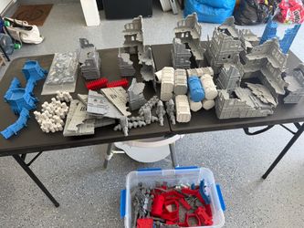 Warhammer / Tabletop Terrain - Big Lot