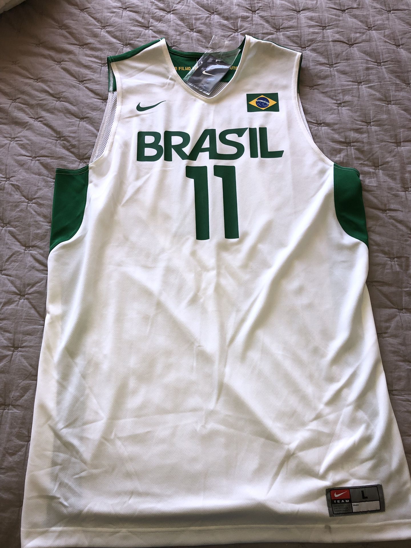 Player Official Men Nike Brazil FIBA Basketball Jersey Sz XXL Varejoa #11  Olympics.. Game Worn for Sale in Miami, FL - OfferUp