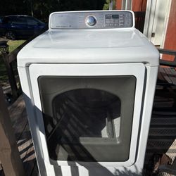 Samsung front-load electric dryer with Steam Moisture Sensor + Steam Cycles, the DV42/DV45 series 