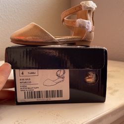 New! Toddler Dress Flats  Size 4 $20