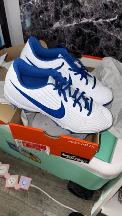 Softball Cleats Brand New Size 9
