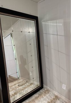 Elegant Mirror
