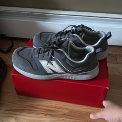 Steel toed new balance shoes