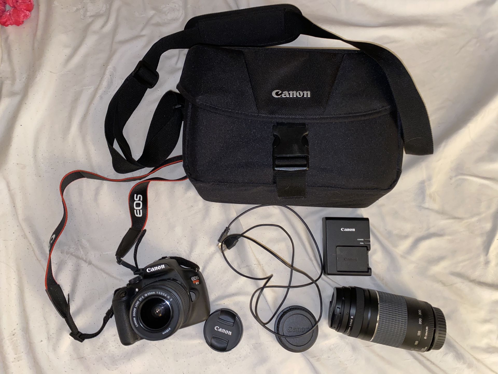 Canon Rebel T5 Digital camera with (2 LENSES) 18-55mm + Wide Angle Lens