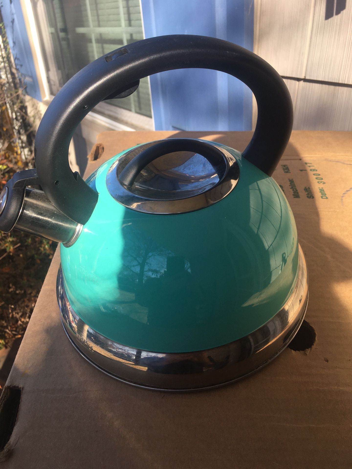 Like new stainless steel tea kettle only $10 firm