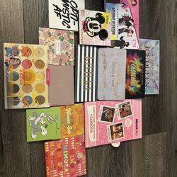 Makeup Pallet Lot 