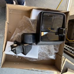 2019 Chevrolet Silverado RIGHT PASSENGER Side Extended Tow Mirror Heated OEM
