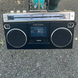 Boom Box (used)