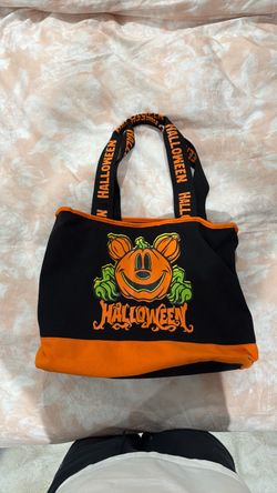 Disneyland resort Halloween “Mickey mouse pumpkin” tote