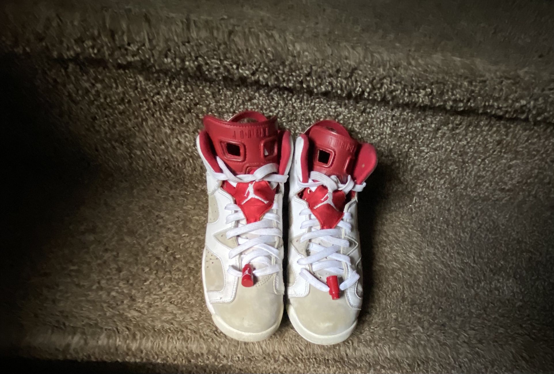 Jordan’s 6s Size 7