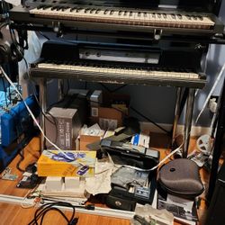 1972 vintage Wurlitzer electronic piano 