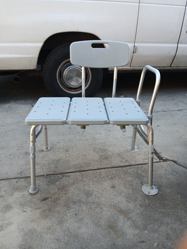 GUARDIAN SHOWER BENCH CHAIR