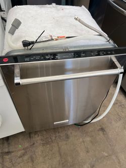 Kitchen aid stainless steel dishwasher ,stainless tub  -free delivery