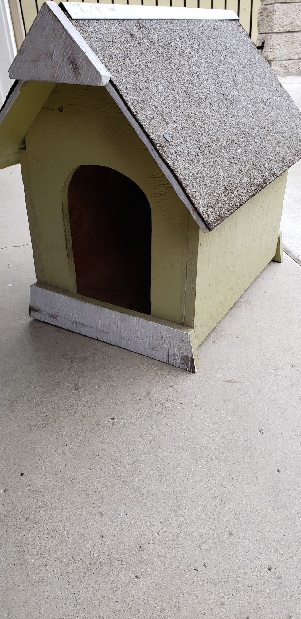 Small Dog house