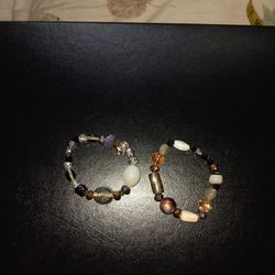 Bracelets 