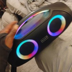 Braun Boombox Speaker 