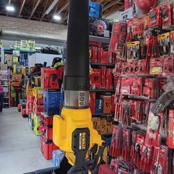 DeWalt 60V MAX 125 MPH 600 CFM Brushless Cordless Battery Powered Handheld Leaf Blower. Tool Only 