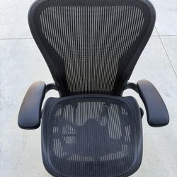 Aeron Chair Size C (Large) 