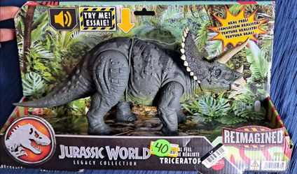 Jurassic world- triceratops