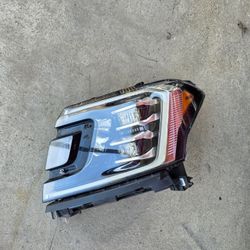18-21 Ford Explorer Headlight