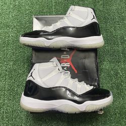 2018 Jordan Concord 11s size 8 USED But Clean