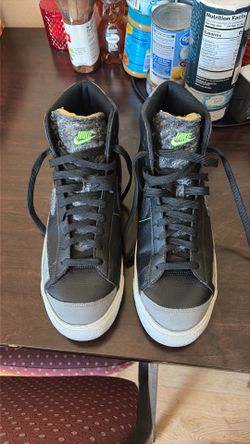 Nikes size 13. Men’s