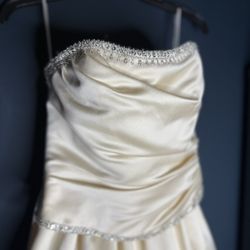 2 piece Maggie Dotters Wedding Dress 