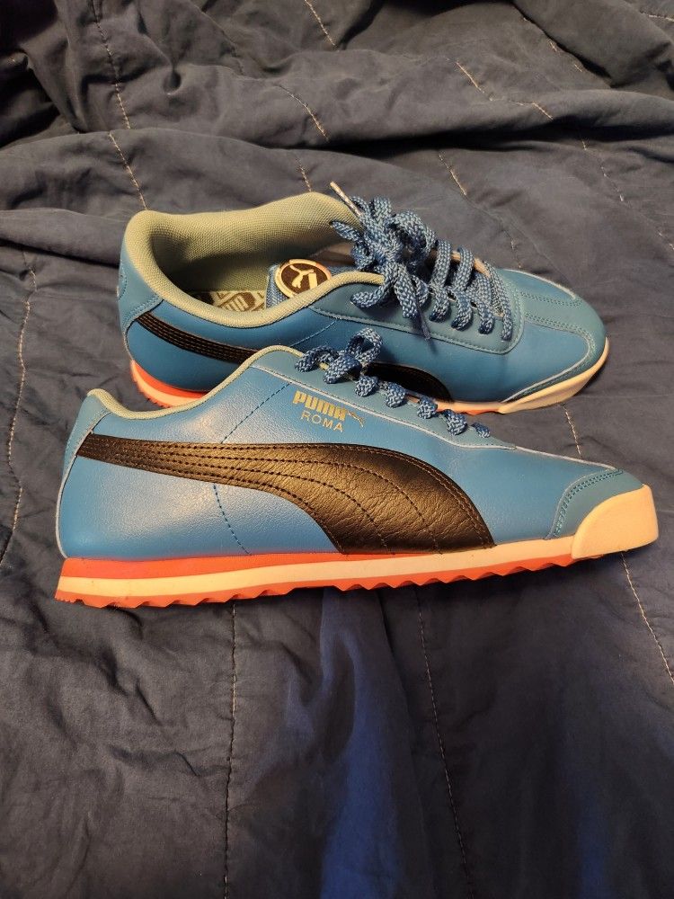 PUMA SHOES SIZE 10