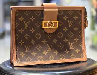 LOUIS VUITTON Monogram Reverse Pochette Dauphine Clutch Bag Second Bag